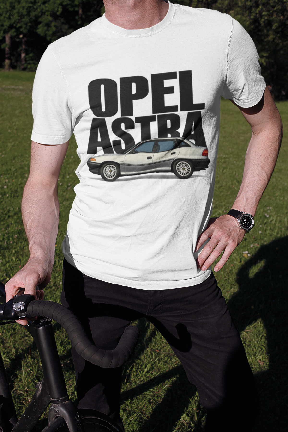ASTRA SEDAN Tee